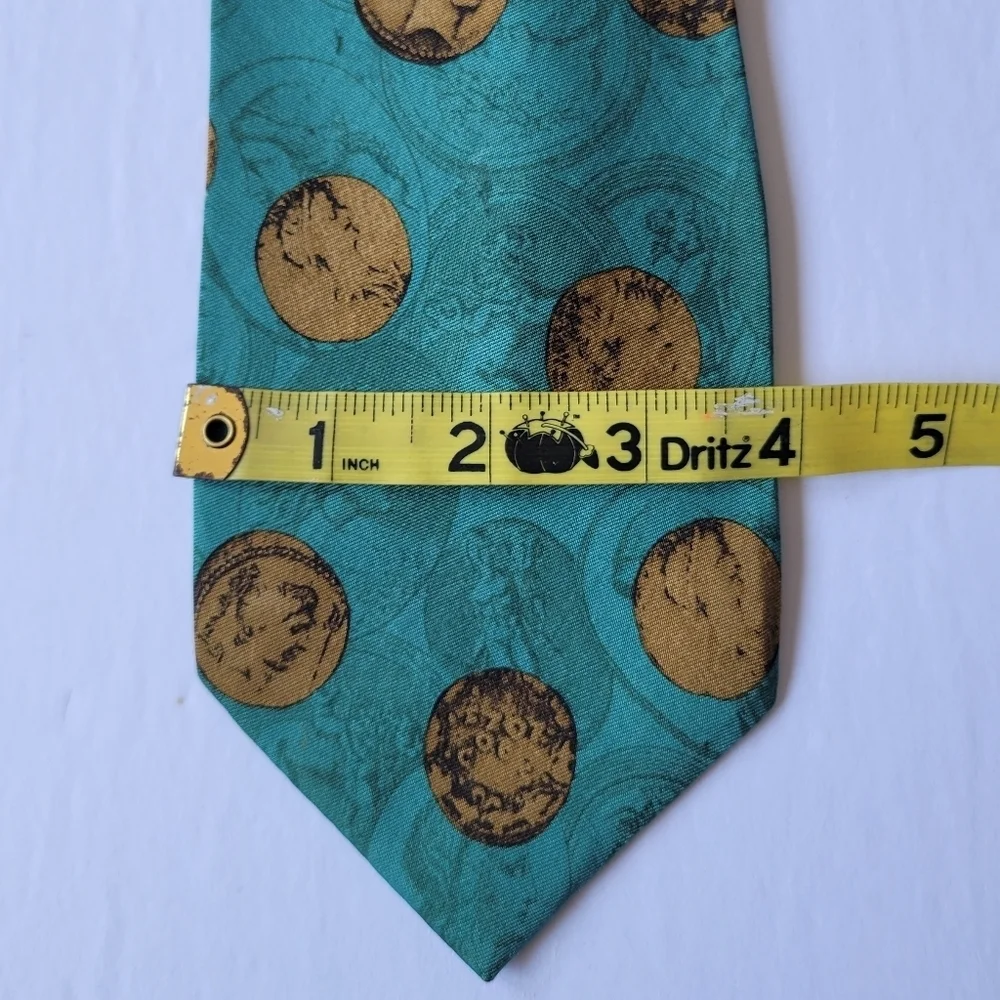 Valentino Rare Vintage Men's Tie.